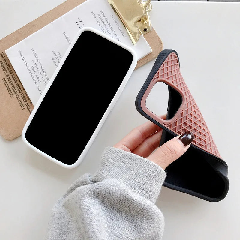 Waffle Shoe Sole Phone Case For iPhone 17 16 15 14 13 12 11 Pro Max Plus Mini X XR XS 6 7 8 Cases Silicone Back-Van-case Cover