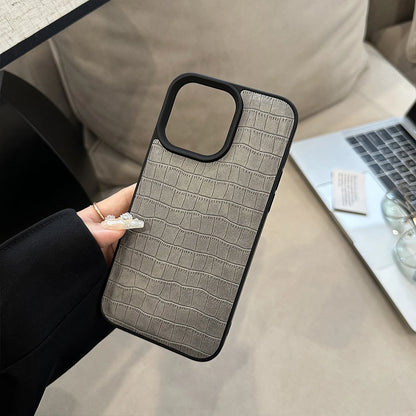 Luxury Simple Leather Phone Case For iPhone 15 Pro 11 12 13 14 Pro Max 14pro Cover Shockproof Silicone Cases For Men Women Funda